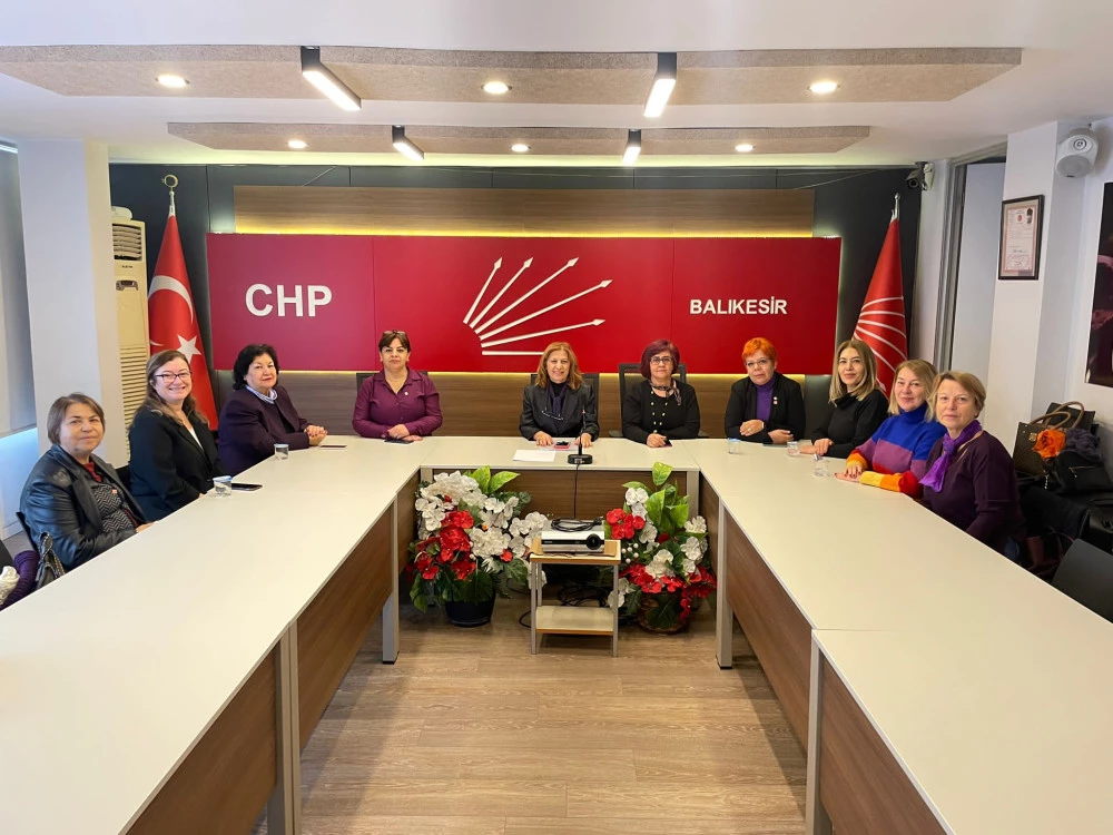 CHP Kadın Kolları Başkanı 