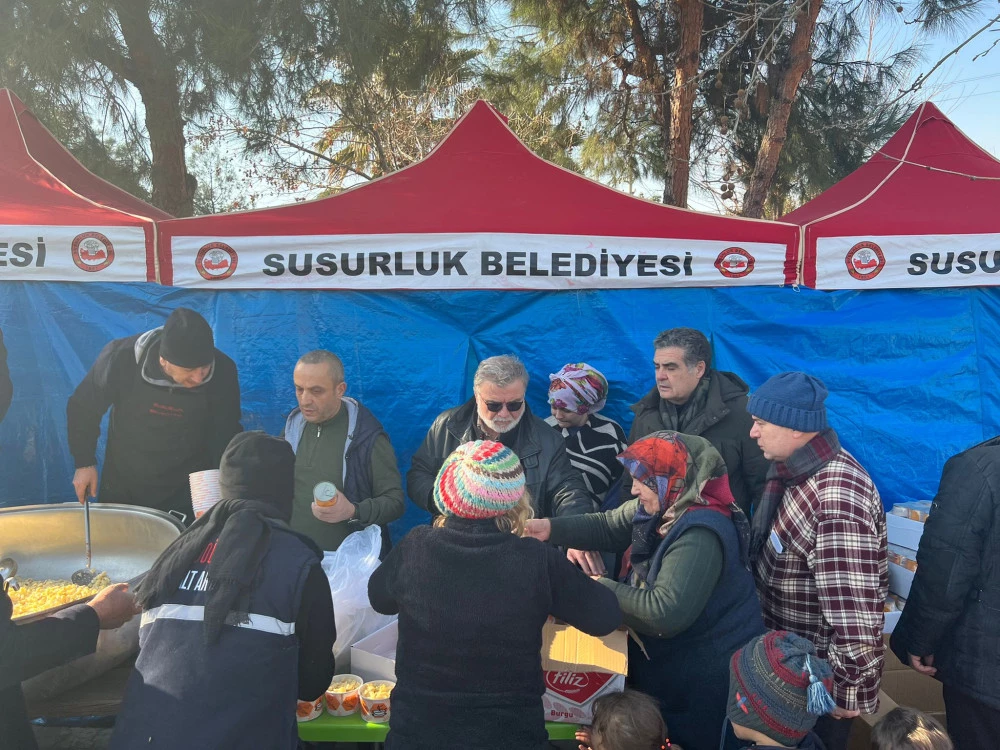 Susurluk Belediyesi Deprem Bölgesine Aşevi Kurdu